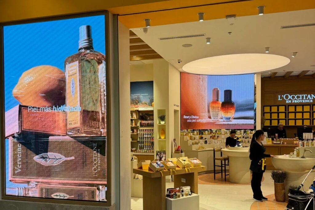 Static Digital Signage