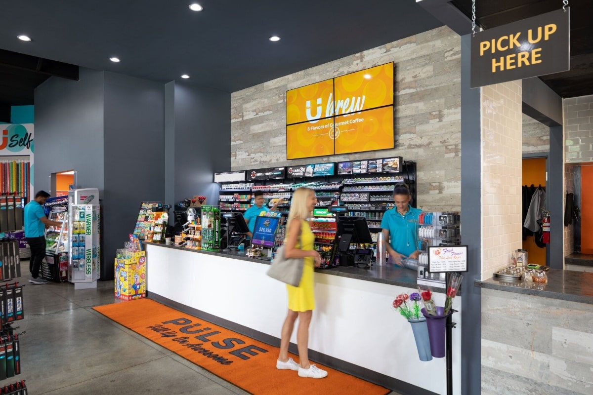 Digital Singage For Convenience Store