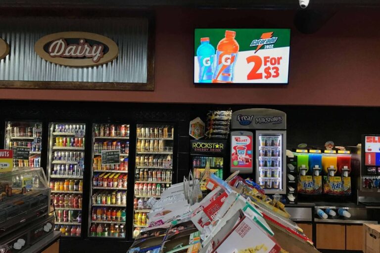 Promotional Screens Convences Store