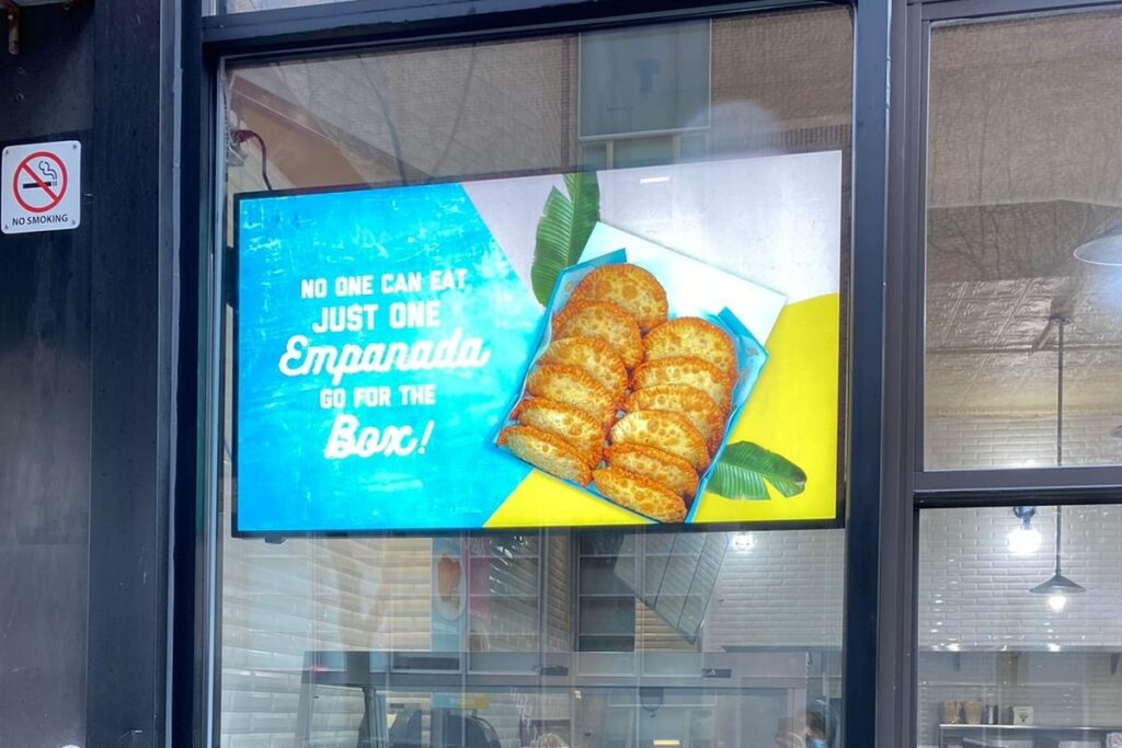 Outdoor Digital Signage Sophies