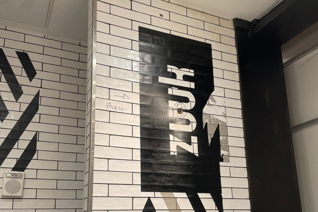 Traditional Poster Doggis Arepa Bar